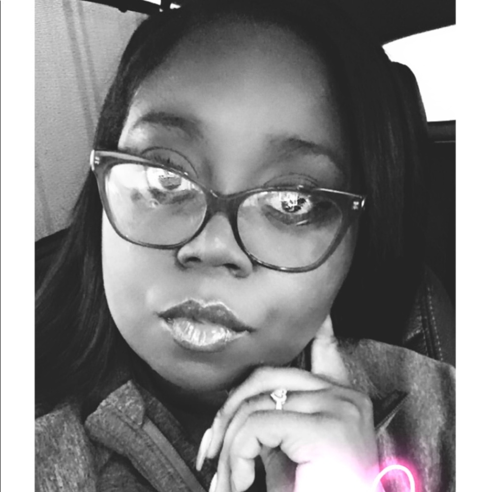 Meet your Posher, Shawntrice